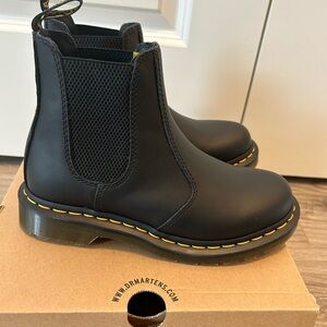 Dr. Martens Chelsea boots, 2976, Size 6
